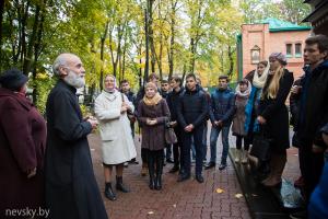 12 октября студенты Института теологии первого и второго курсов побывали на экскурсии в храме св. Александра Невского на Военном кладбище г. Минска.